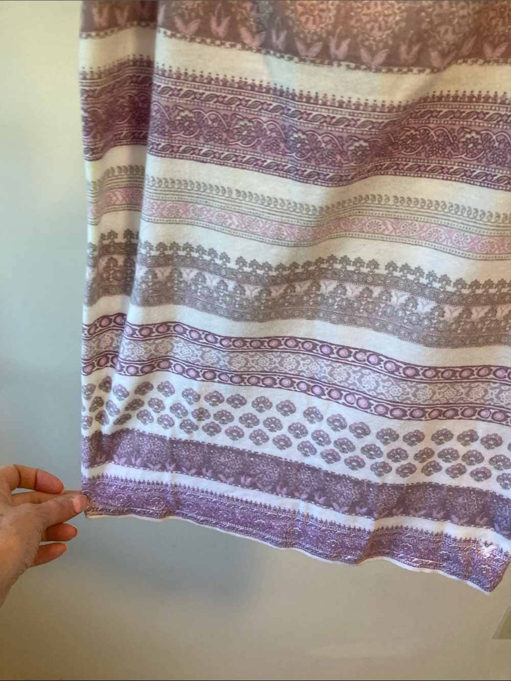 American Eagle Outfitters White and Mauve Striped Racerback Tank - Picture 8 of 9